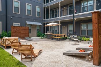 Lake & courtyard views